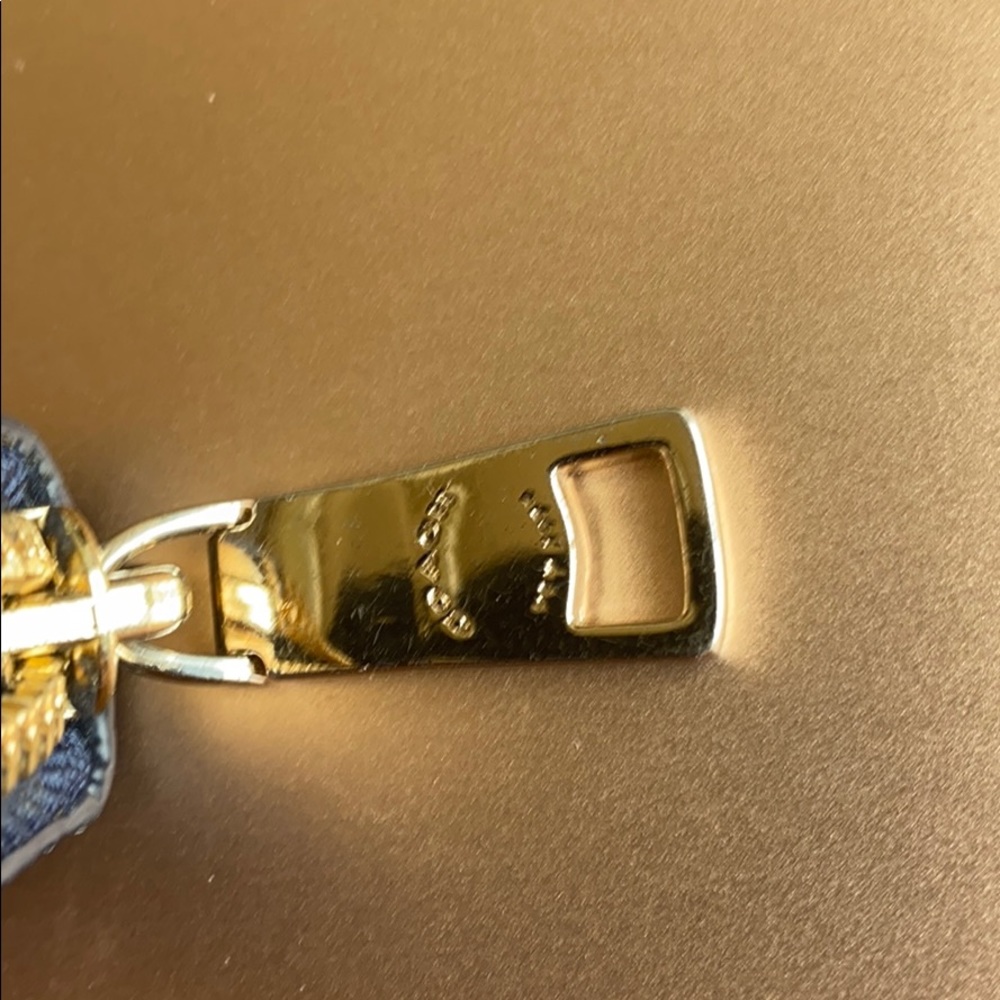 Coach Wallet - Picture 4 of 4
